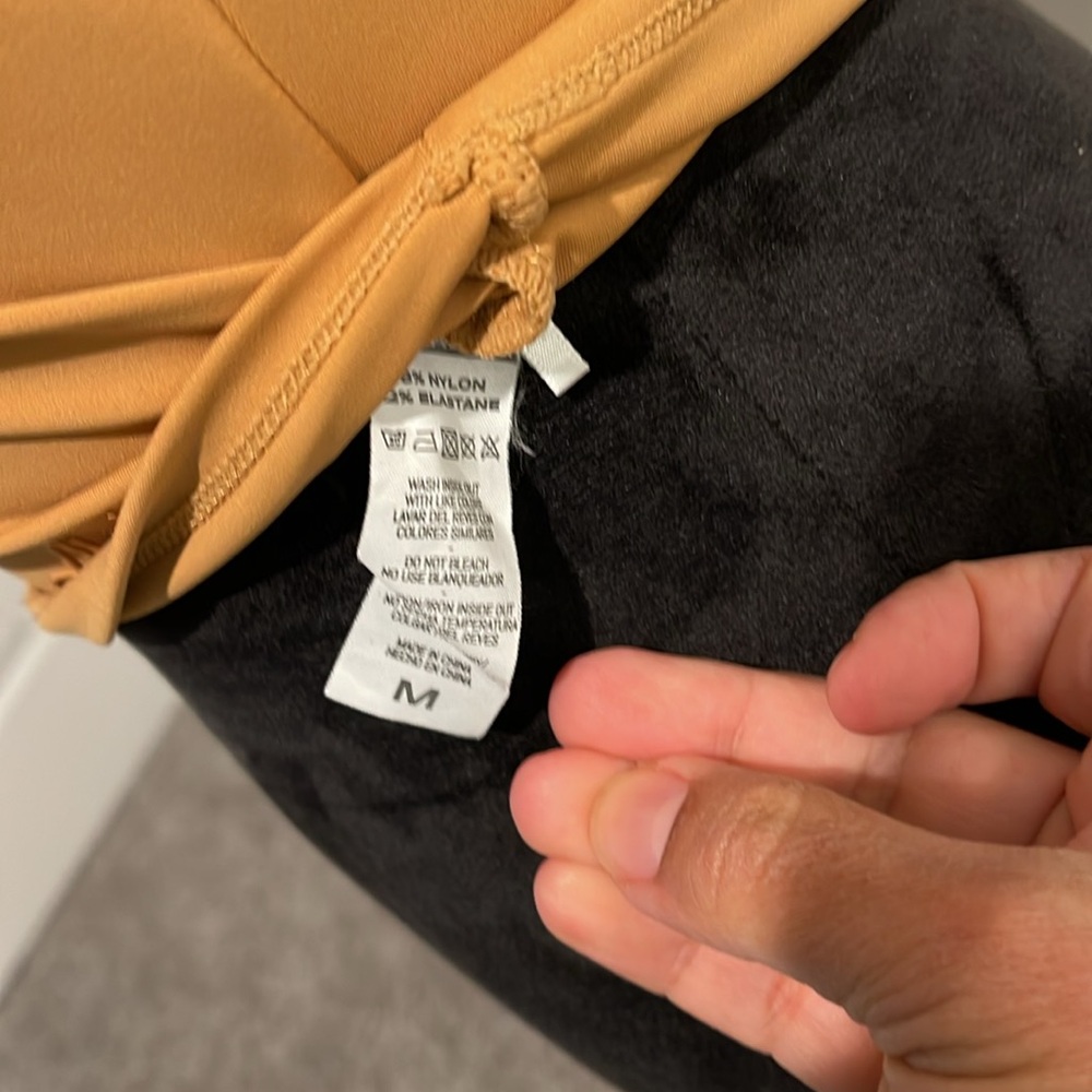 Alphalete tank top zip front - Picture 4 of 4